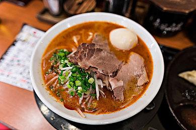 3DM速报：《守望先锋2》上勾拳被删 网易手游指控王者荣耀抄袭